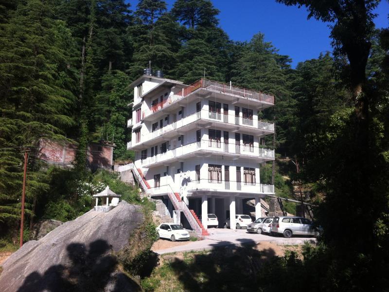 Oyo 1153 The Oak Valley Dharamsala Exteriér fotografie